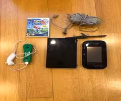 Wii U Bundle: Console, Wires, Gamepad, 2 Controllers, Mario Galaxy 2