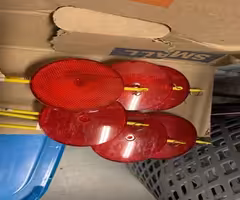 (6) 3 Red Double Sided Reflector Stakes 36 Long