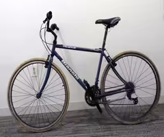 Bianchi Avenue Hybrid Bike 700c