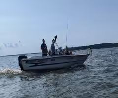 1991 Hydra-Sports Vector 2000 DC