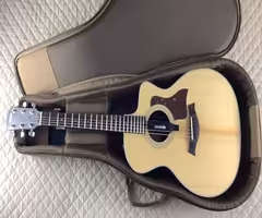 TAYLOR 214ce 2022 A/E guitar - 'New'