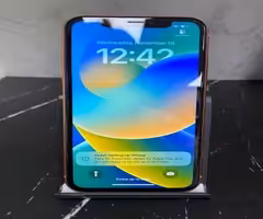 iPhone XR 64gb Unlocked ID: 43126-1