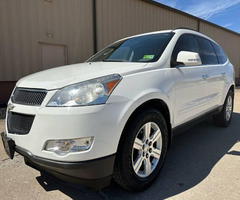 2010 Chevrolet Traverse LT - 3.6 V6 - AWD - 3rd Row -Only 99,000 Miles