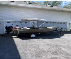 14' Lowe Fishing Boat w/trailer