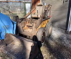 Skid steer Wisconsin motor