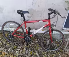 26" aluminum Gary Fisher 21 speed Hybrid/comfort 21 speed bike