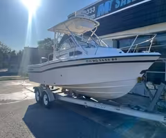 1997 Grady White 226 Seafarer
