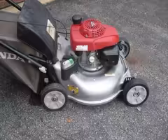 HONDA HRR216 mower self propelled smart drive quad cut