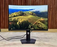 Dell S3220DGF 32" 1440p High End Monitor - HDR, 48-165Hz VRR, FreeSync