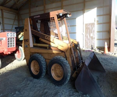 CASE 1840 Skid Loader
