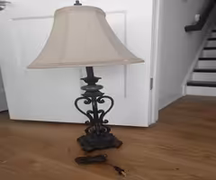 Lamp with diameter 16 and height 30