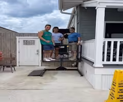 New Wheelchair Platform Lift/Elevator